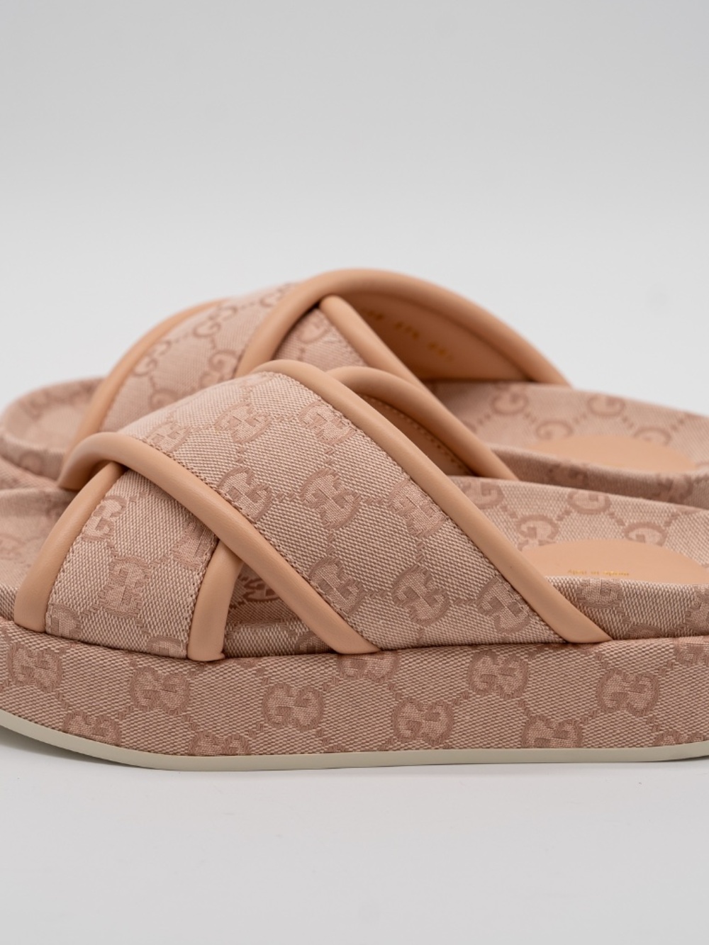 size 37.5G 7.5 US Gucci GG Platform Slides Sandals Pink - Picture 4 of 11